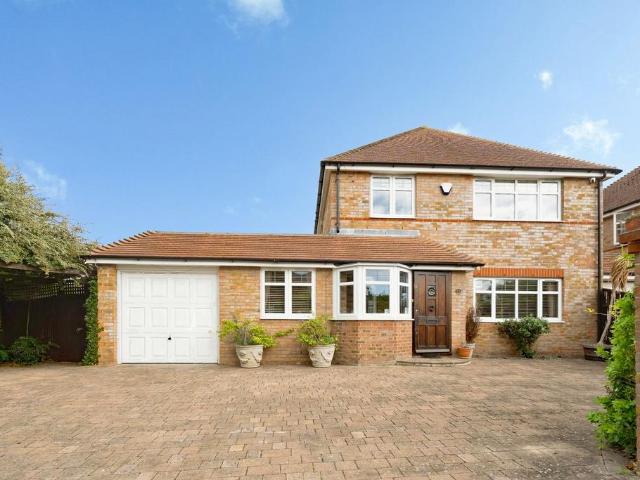 House for sale in Felpham, Clapham