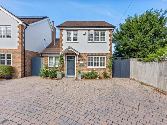 House for sale in Wanborough, Westborough