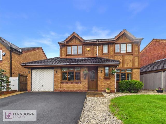 House for sale in Marston Green, West Midlands