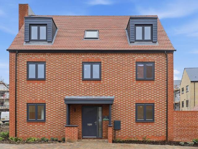 House for sale in Chelmsford, Essex