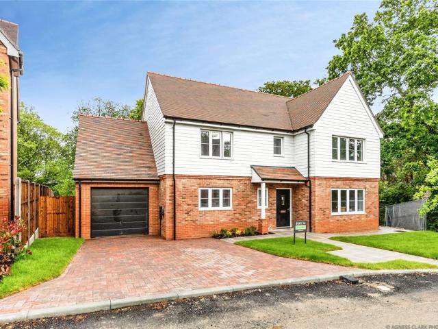 House for sale in Battle, Heathlands