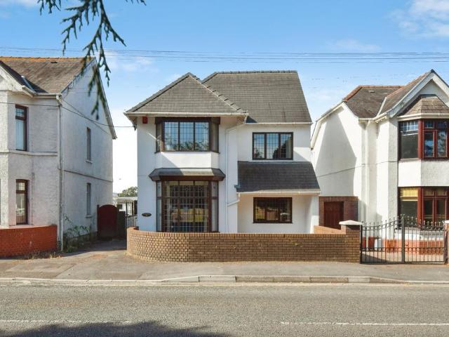 House for sale in Tir-y-dail, Ammanford