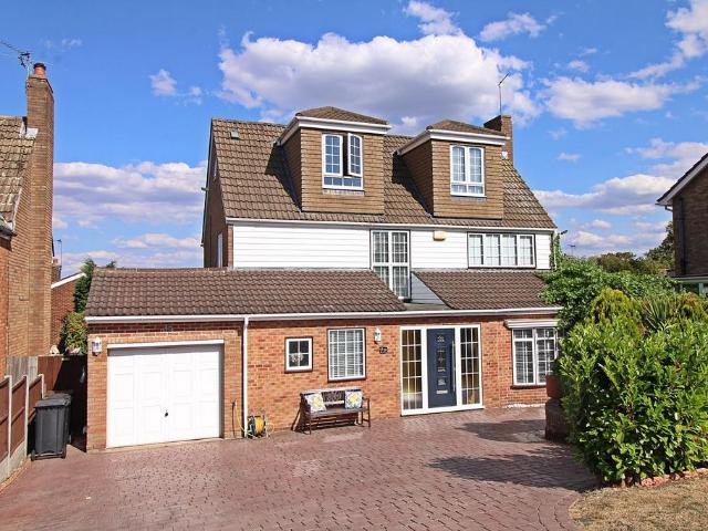 House for sale in Hayes, Greater London