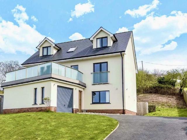 House for sale in New Quay