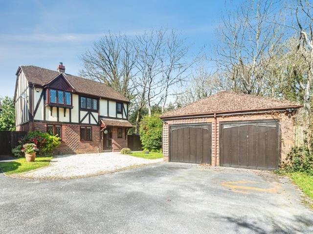 House for sale in Tadley, Priest Down