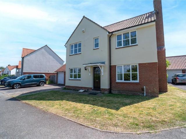 House for sale in Chelmondiston, Suffolk