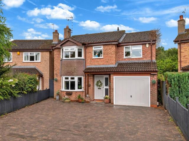 House for sale in Elmfield, Leicestershire