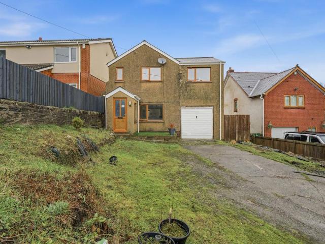 House for sale in Snatchwood, Abersychan