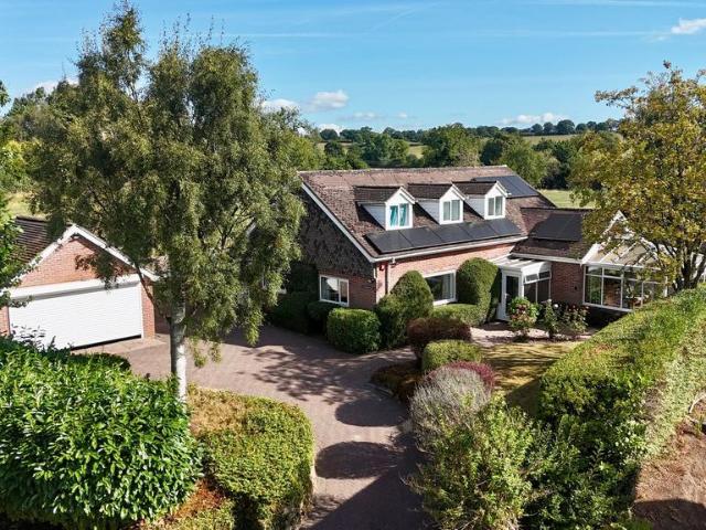 House for sale in Baswich, Staffordshire