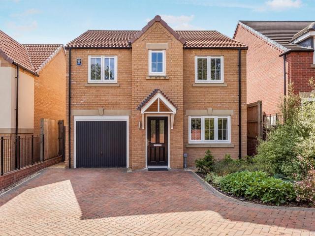 House for sale in Pinders Heath, West Yorkshire