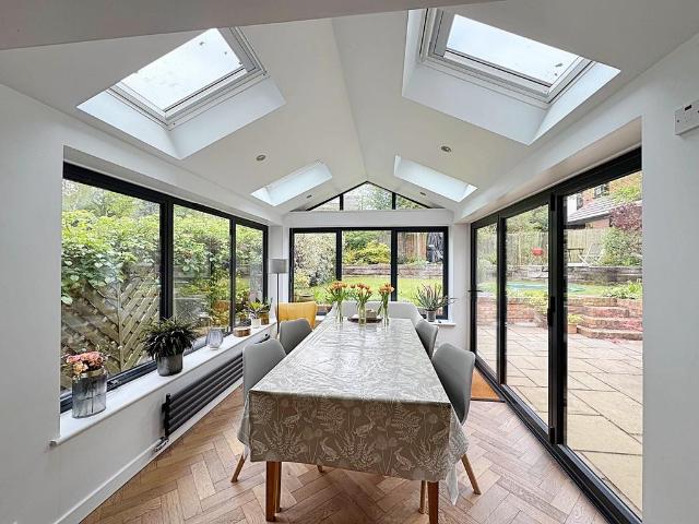 House for sale in Green Close, Warwickshire