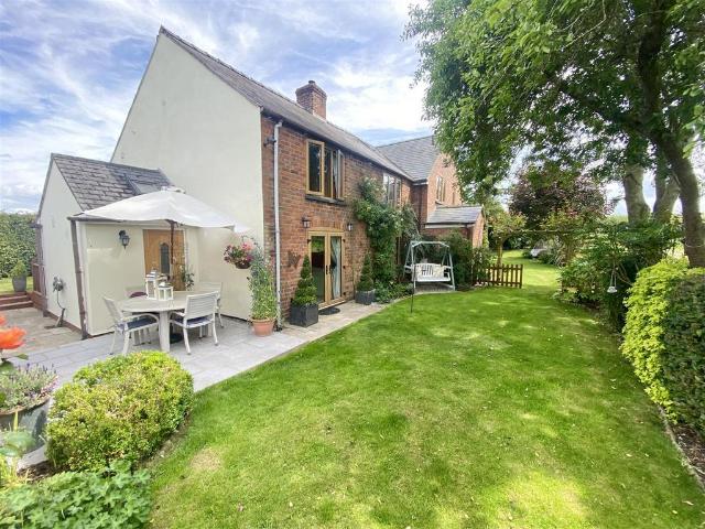 House for sale in Weston Lullingfields, Baschurch