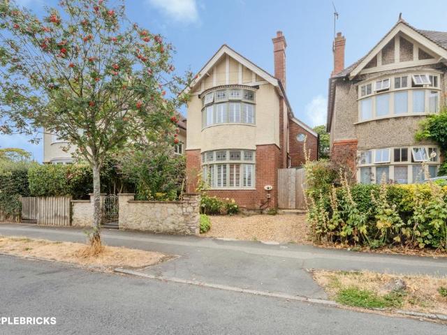 House for sale in Wolverton and Greenleys, Old Wolverton