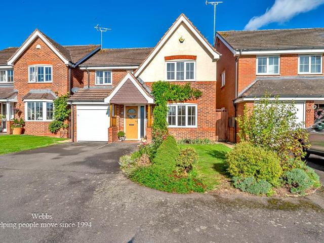 House for sale in Yew Tree & Tame Bridge Neighbourhood Centre, Sandwell