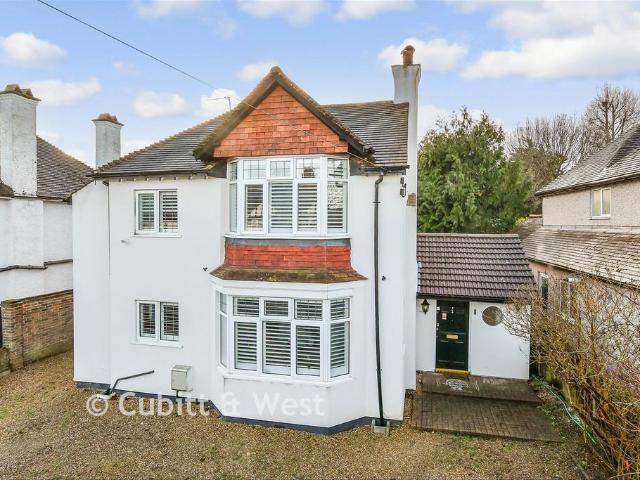 House for sale in Greater London