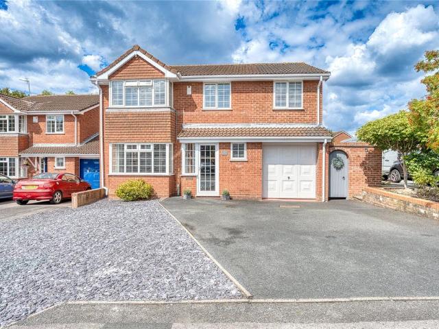 House for sale in Baswich, Staffordshire