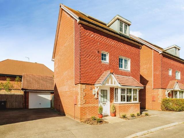 House for sale in Angmering, Clapham