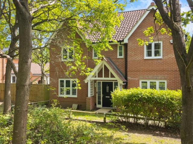 House for sale in Eastbridge, Suffolk