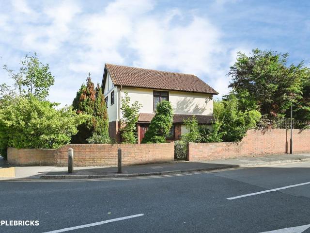 House for sale in Bapchild, Swale