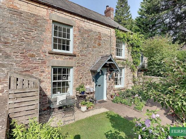 House for sale in Awre, Bromsberrow Heath