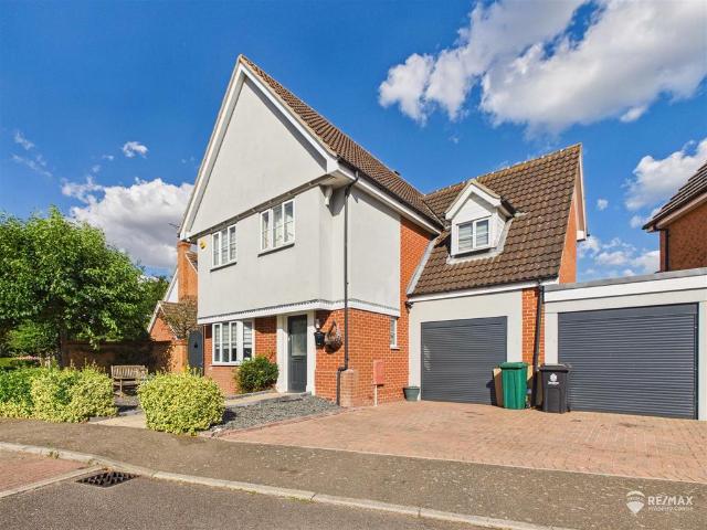House for sale in Dale Hill, Essex