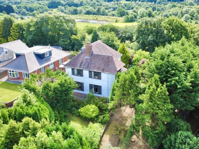 House for sale in Pontardawe, Trebanos