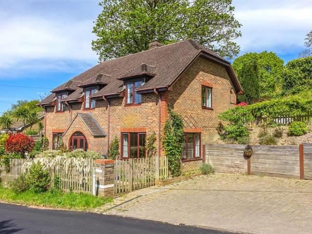 House for sale in Battle, Heathlands