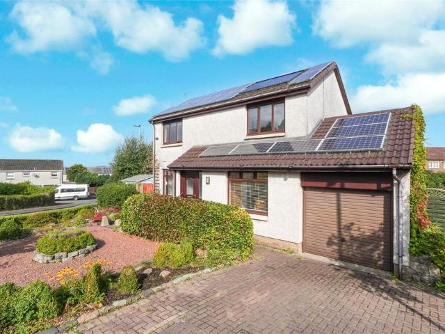 House for sale in Summerston, Scotland