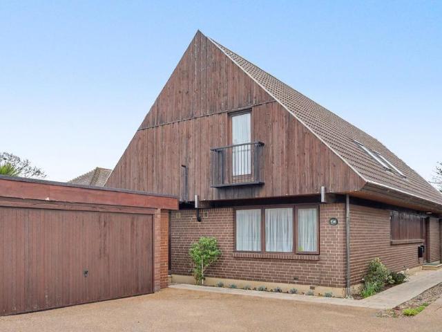 House for sale in North Shoebury, Alton Barnes