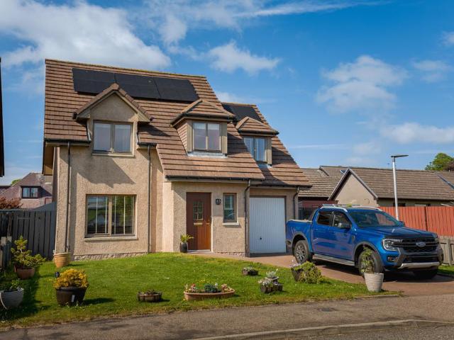 House for sale in Oldmeldrum, Scotland