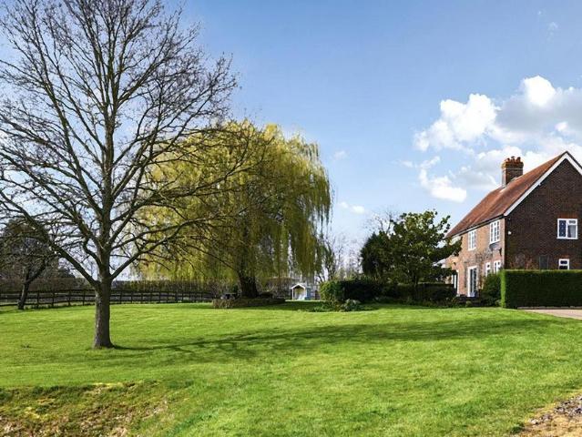 House for sale in Hunton, Midway