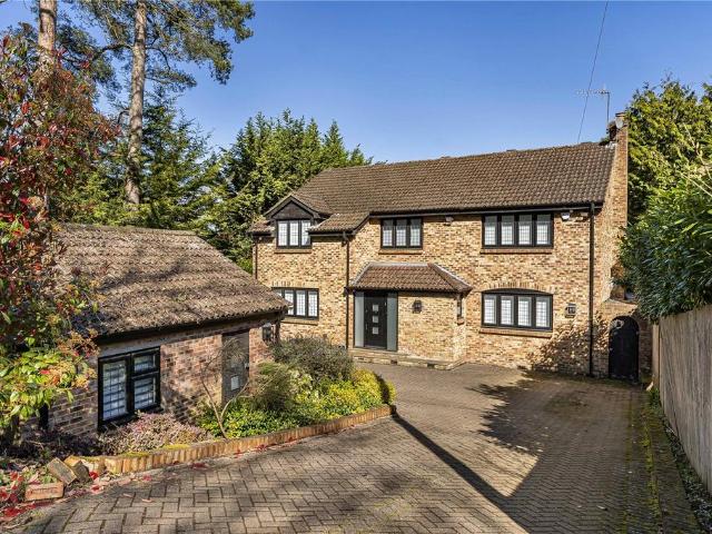 House for sale in Radlett, Hertfordshire