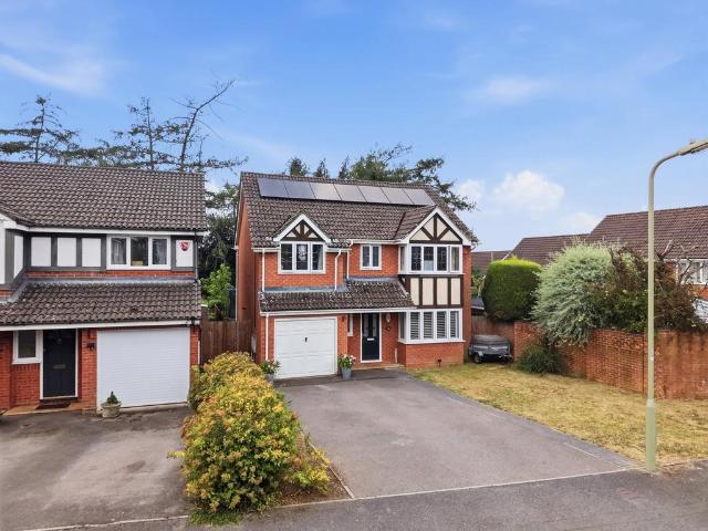 House for sale in Bolton Low Houses, Hampshire