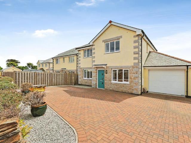 House for sale in Breage, Cornwall