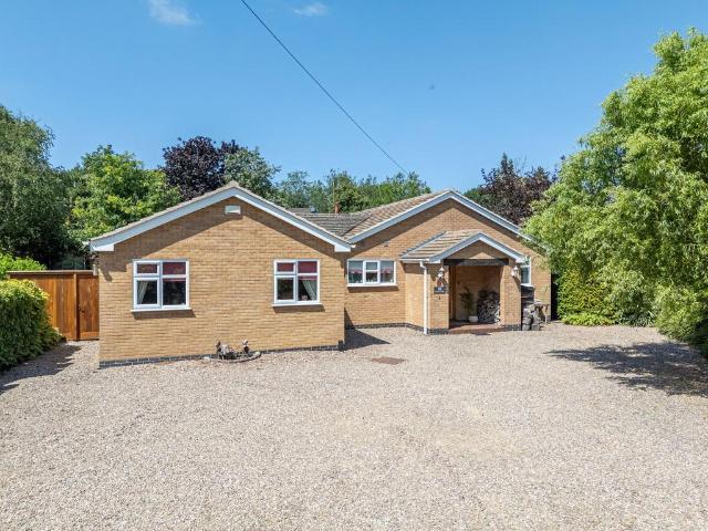 Bungalow for sale in Stanford On Avon, Leicestershire