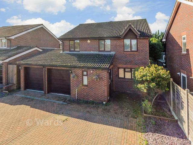 House for sale in West Kingsdown, Sevenoaks