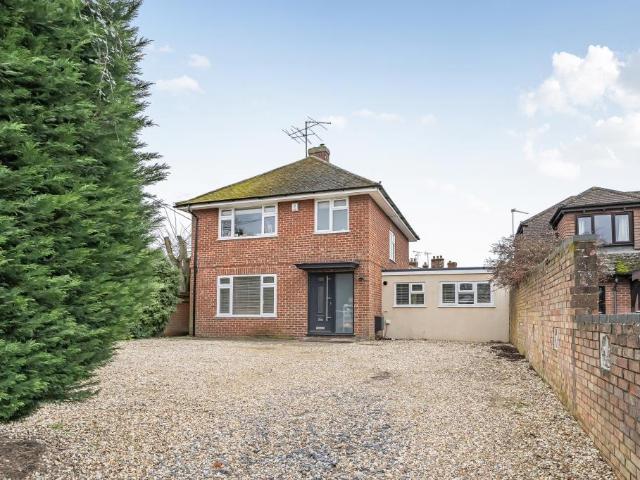 House for sale in Swallowfield
