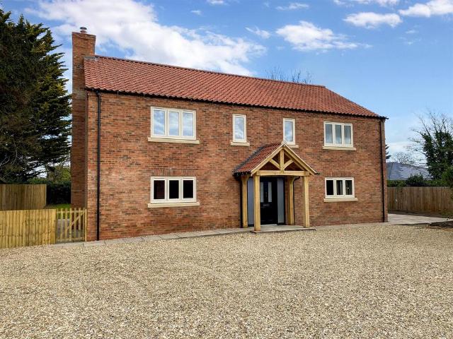 House for sale in Alverton, East Midlands