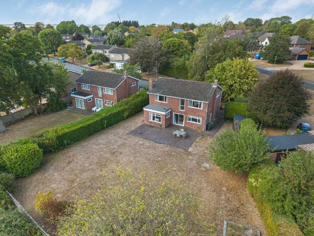 House for sale in The Stukeleys, Huntingdon