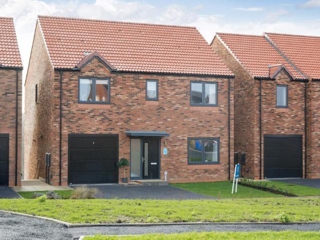 House for sale in Whitby, North Yorkshire