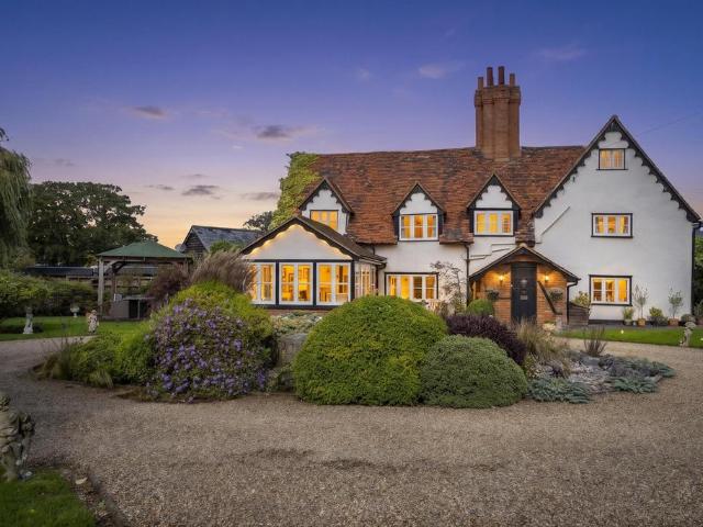 House for sale in Pottersheath, North Hertfordshire