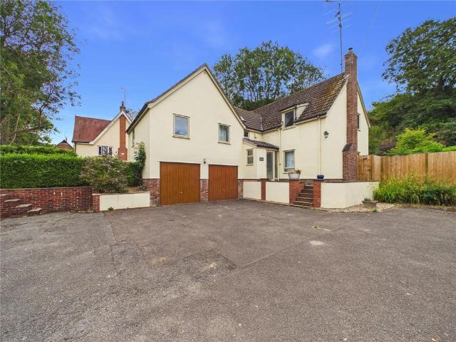 House for sale in Swingleton Green, Chelmondiston