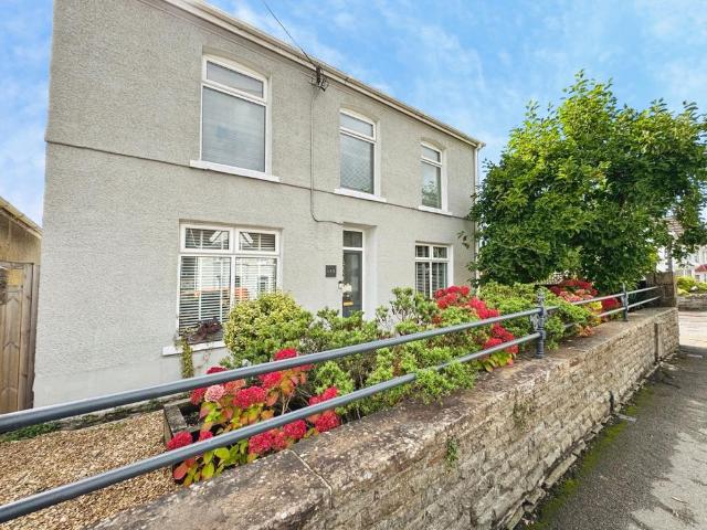 House for sale in Garden Village, Loughor