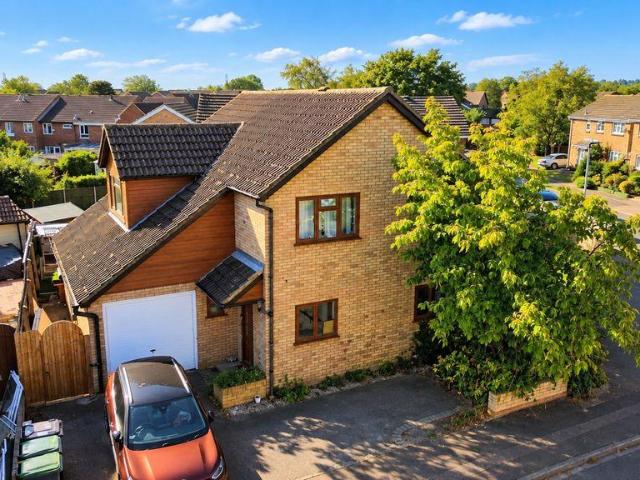 House for sale in Woodlands Park, Ravensden
