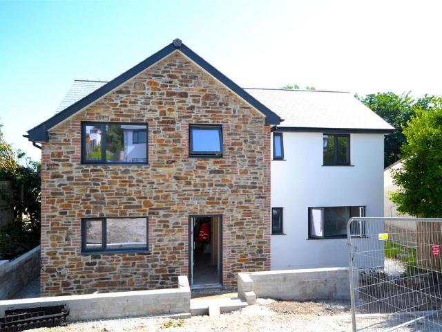 House for sale in St Stephen, Cornwall
