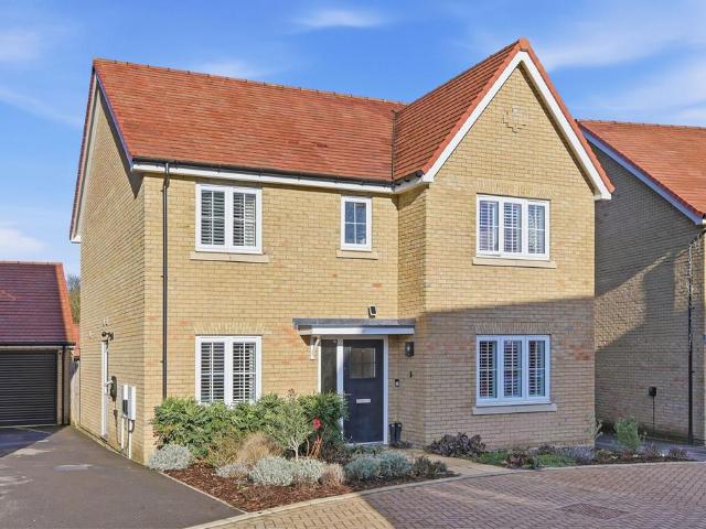 House for sale in Chipping Hill, Essex