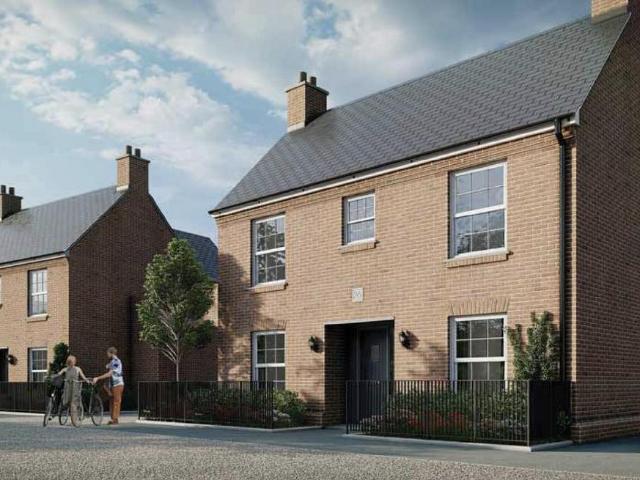 House for sale in Chelmondiston, Suffolk