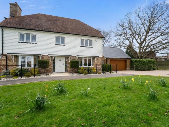 House for sale in Bridgefield, Kent