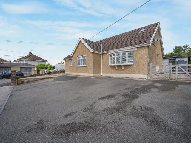 House for sale in Coychurch Lower, Coychurch