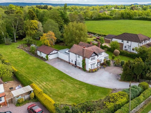 House for sale in Guilden Sutton, Cheshire